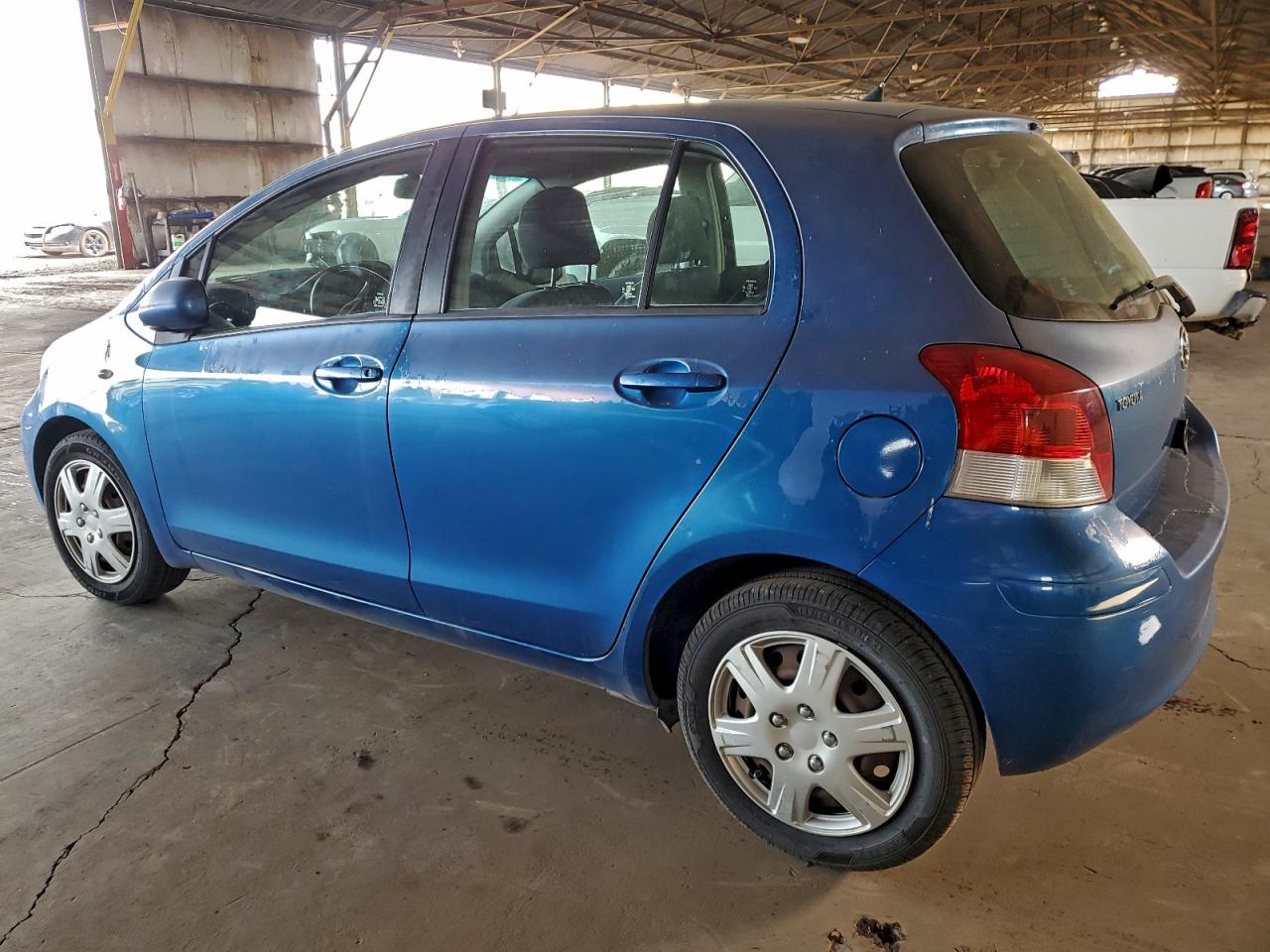 2009 TOYOTA YARIS photo 2