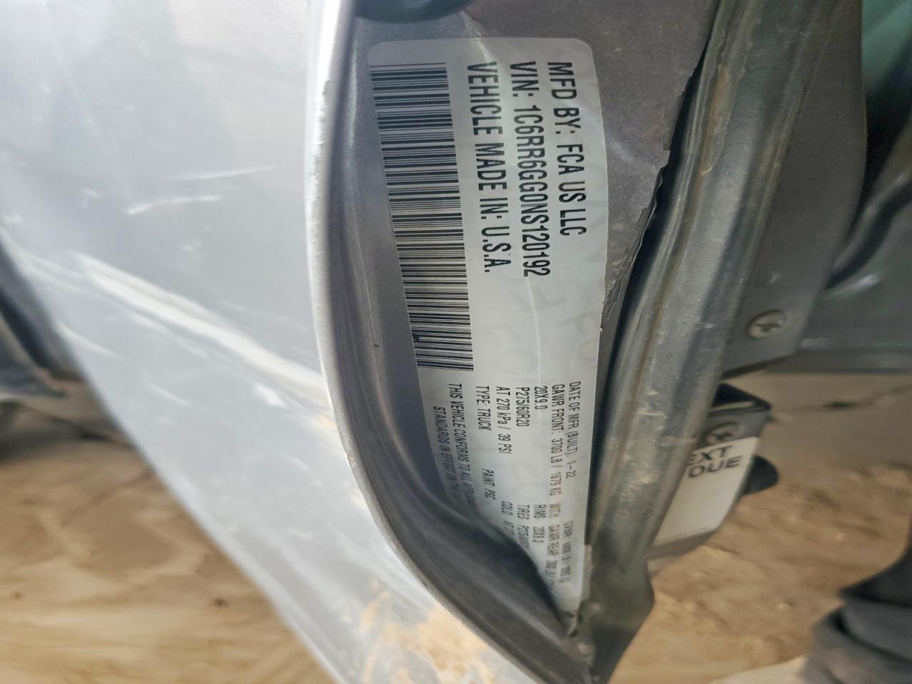2022 RAM 1500 CLASSIC SLT photo 12