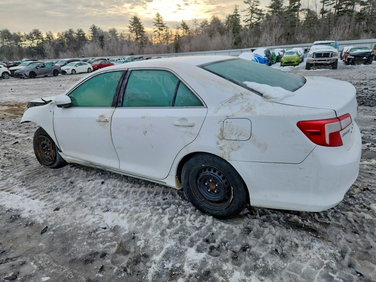 2013 TOYOTA CAMRY L photo 2