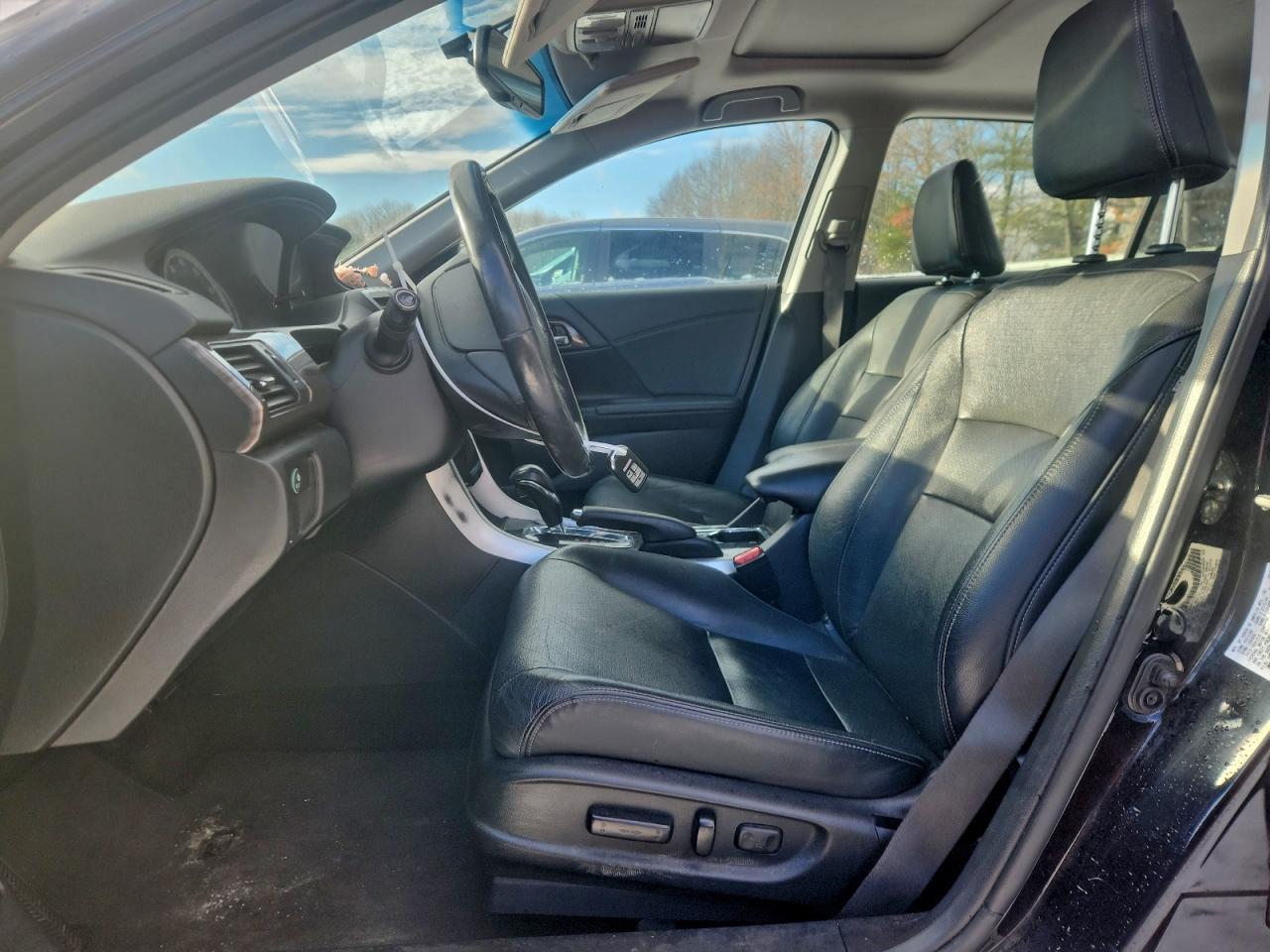 2017 HONDA ACCORD EXL photo 7