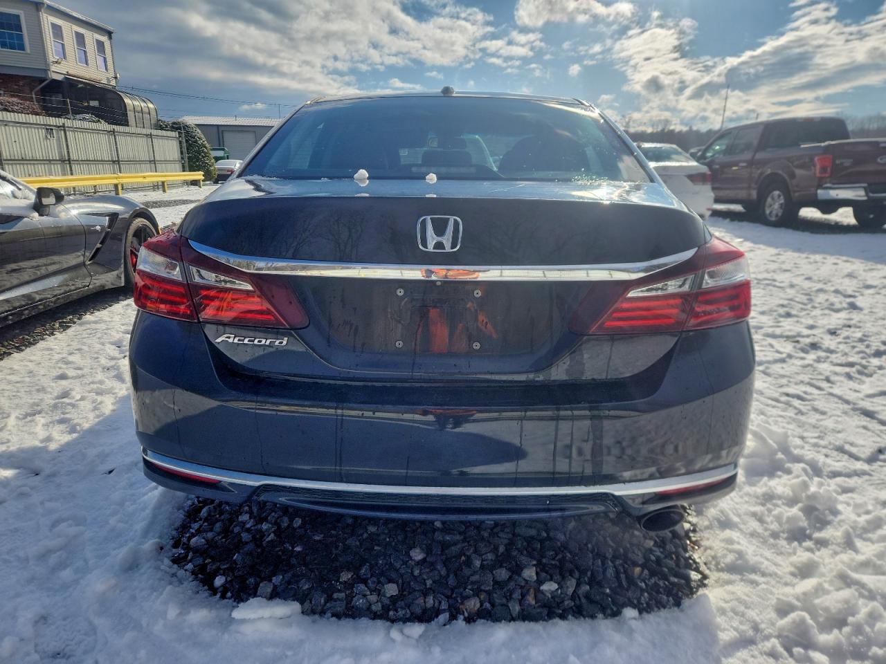2017 HONDA ACCORD EXL photo 6
