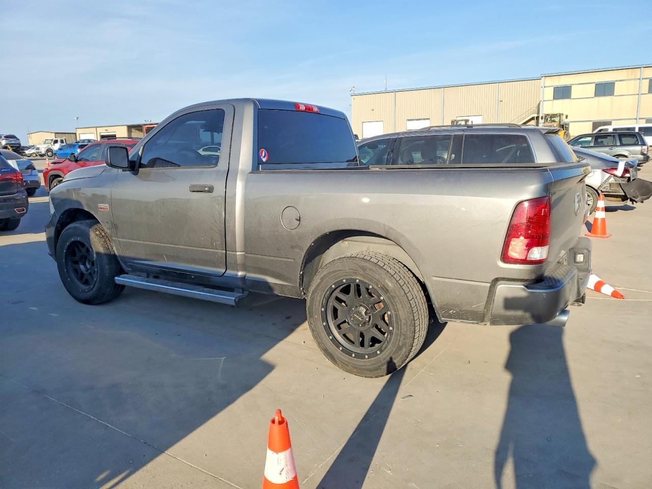 2013 RAM 1500 ST photo 2