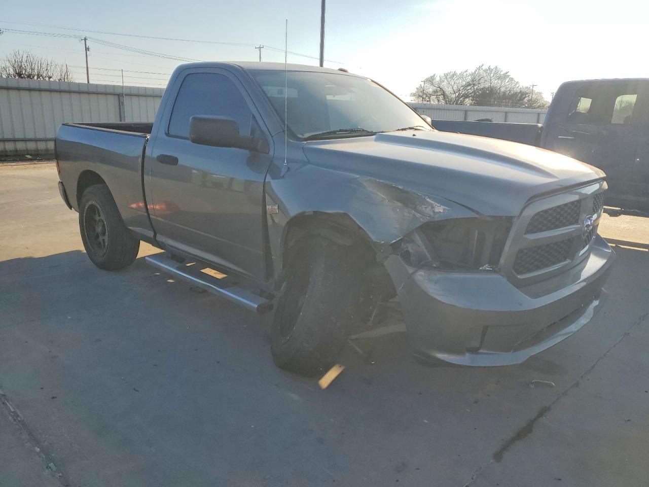 2013 RAM 1500 ST photo 4