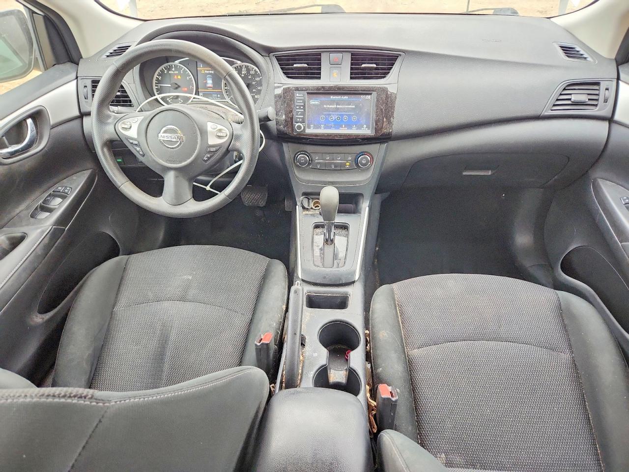 2019 NISSAN SENTRA S photo 8
