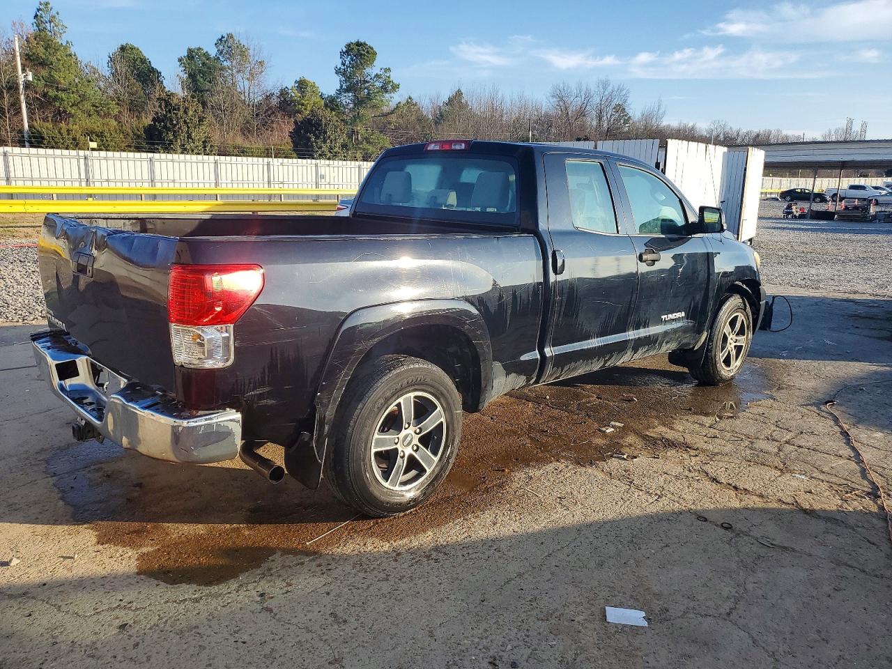 2012 TOYOTA TUNDRA DOUBLE CAB SR5 photo 3