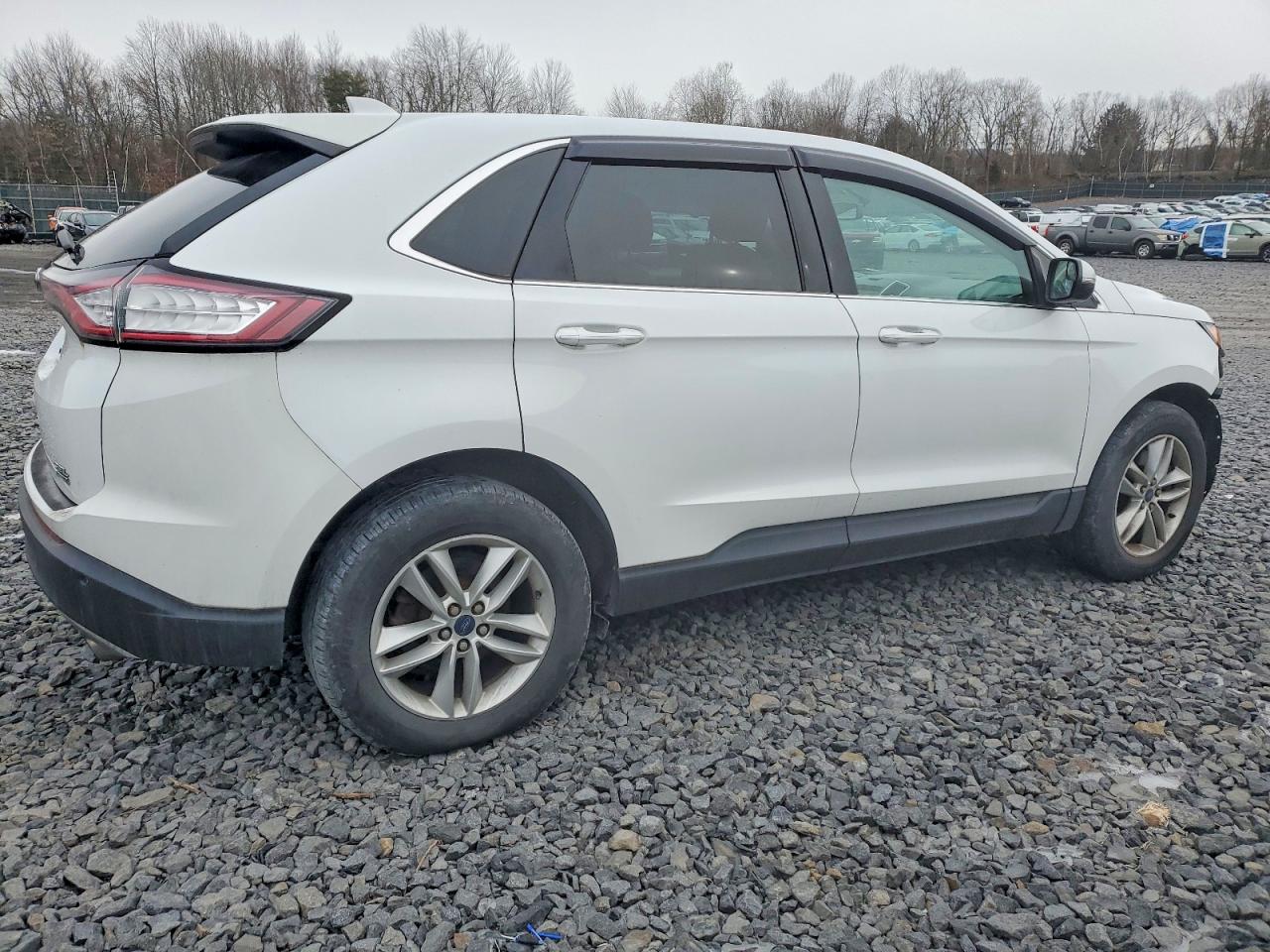 2015 FORD EDGE SEL photo 3