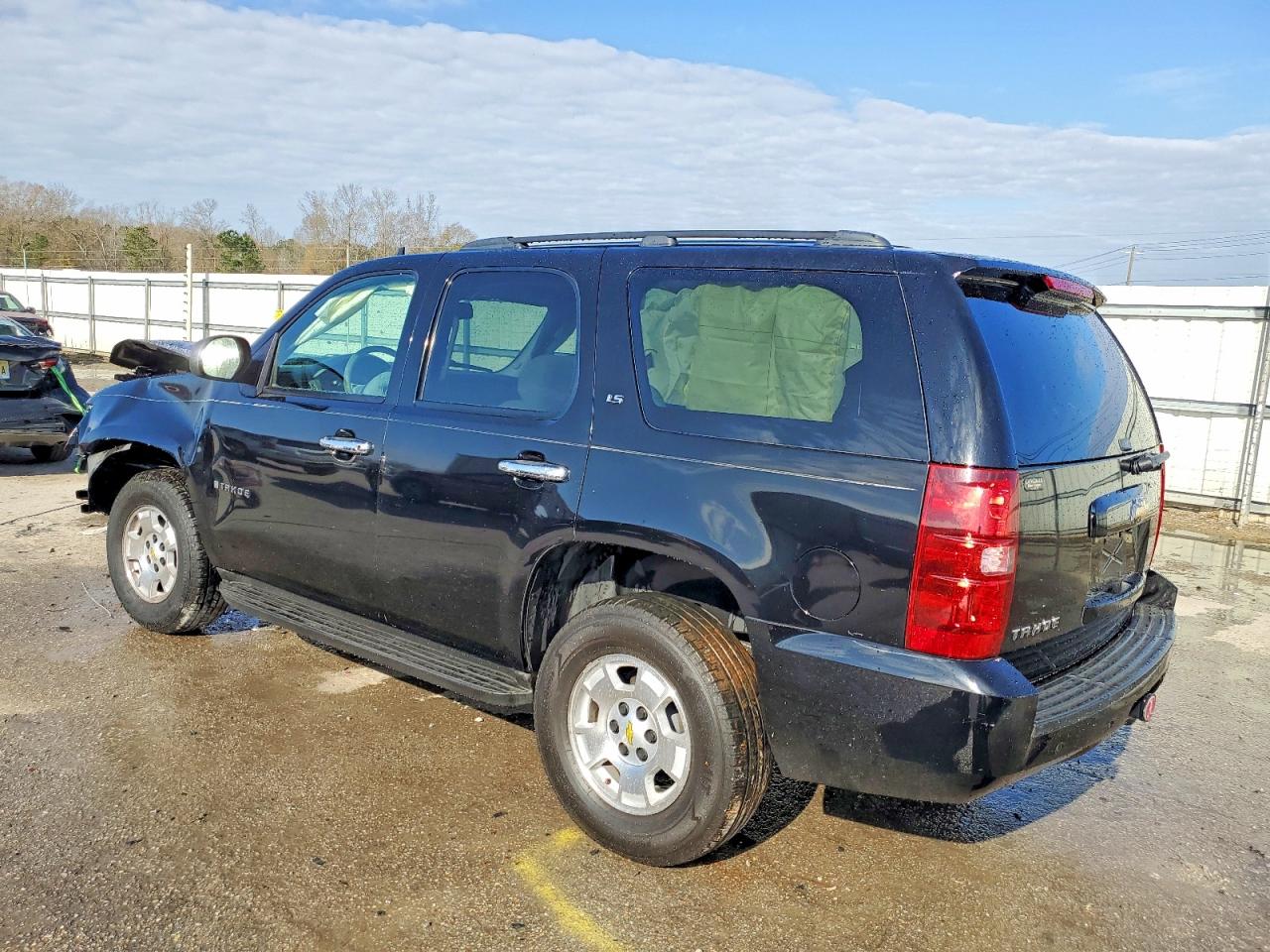 2009 CHEVROLET TAHOE C1500 LS photo 2
