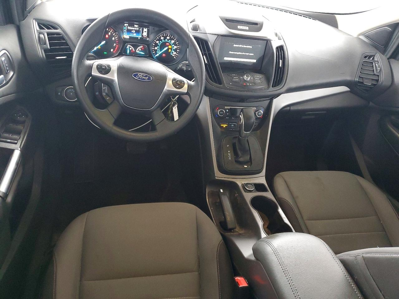 2016 FORD ESCAPE SE photo 8
