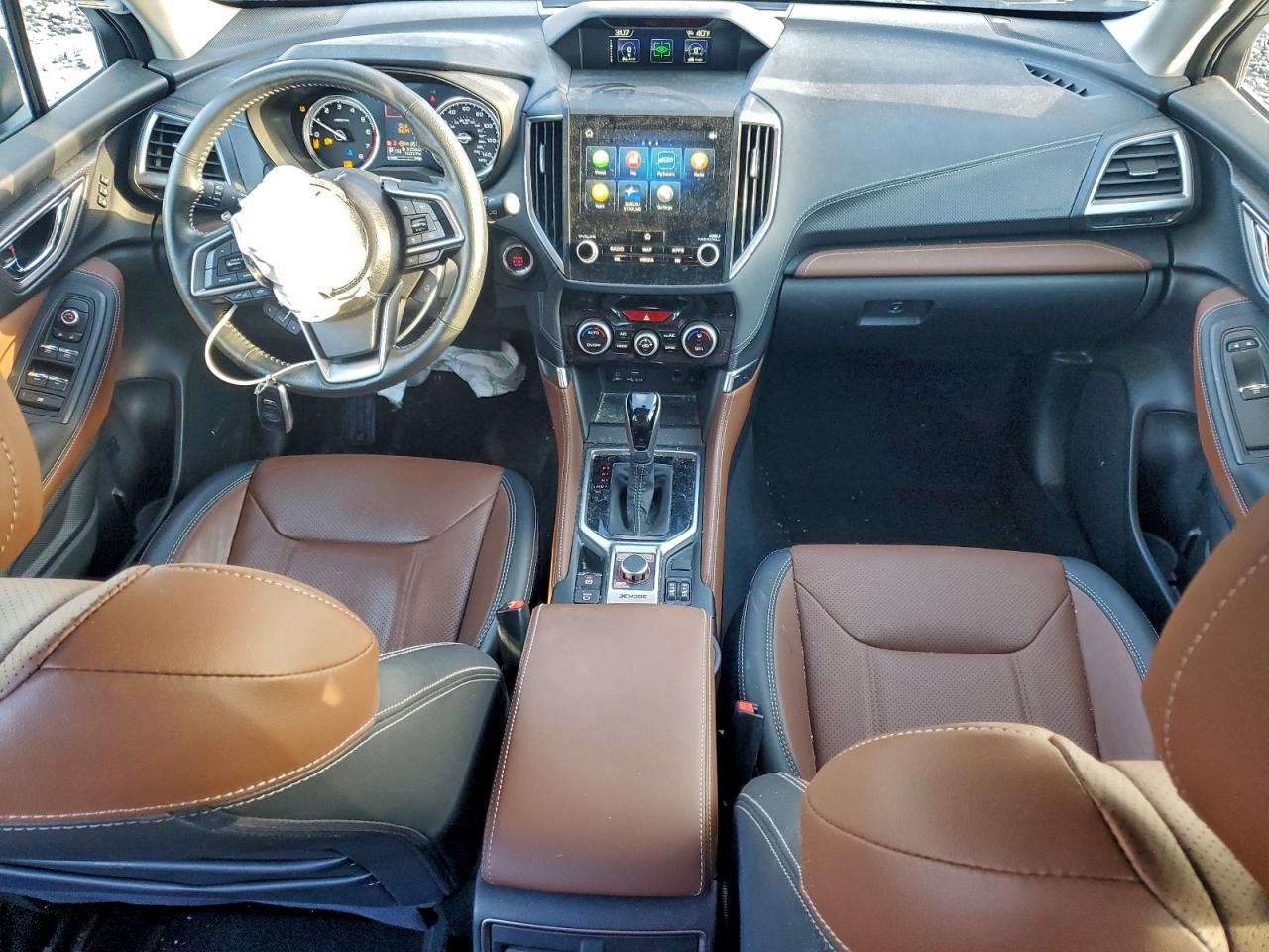2024 SUBARU FORESTER TOURING photo 8