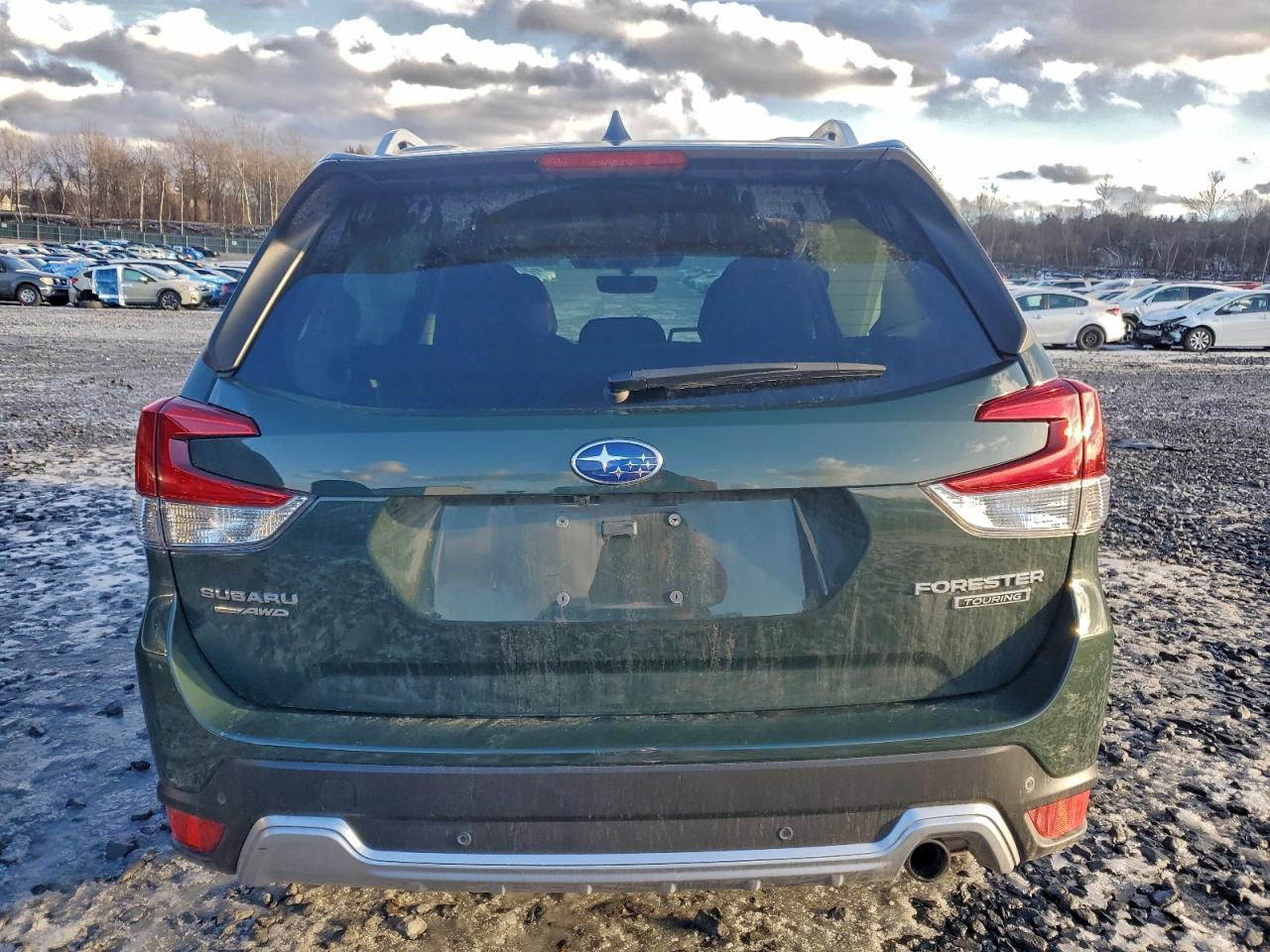 2024 SUBARU FORESTER TOURING photo 6