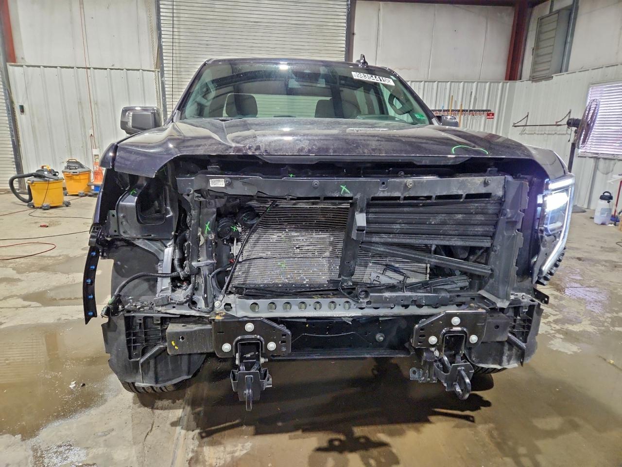 2025 GMC SIERRA K1500 SLT photo 5