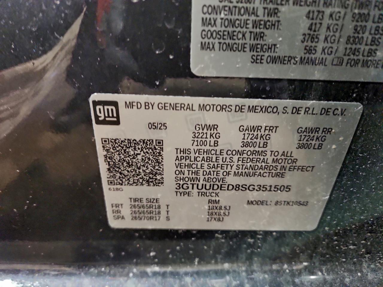 2025 GMC SIERRA K1500 SLT photo 13