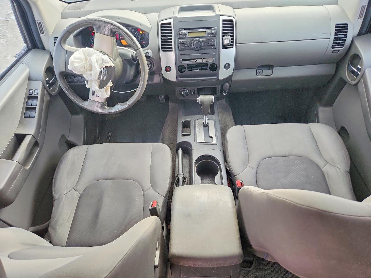2011 NISSAN XTERRA X photo 8