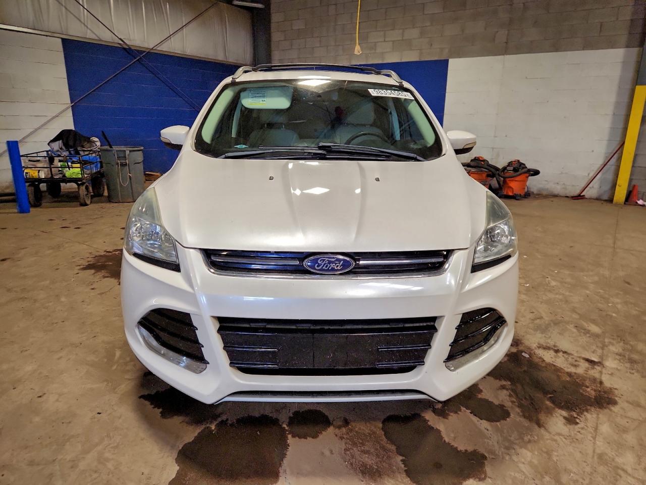 2016 FORD ESCAPE TITANIUM photo 5