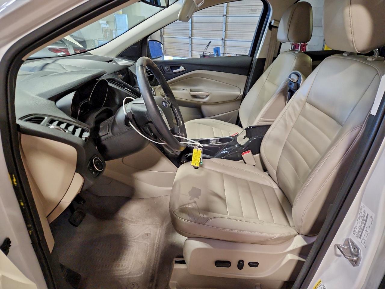 2016 FORD ESCAPE TITANIUM photo 7