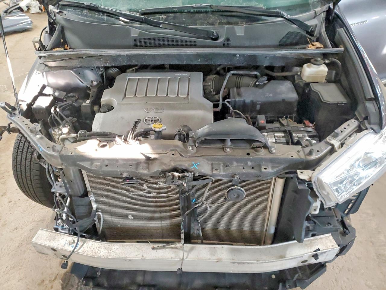 2013 TOYOTA HIGHLANDER LIMITED photo 12