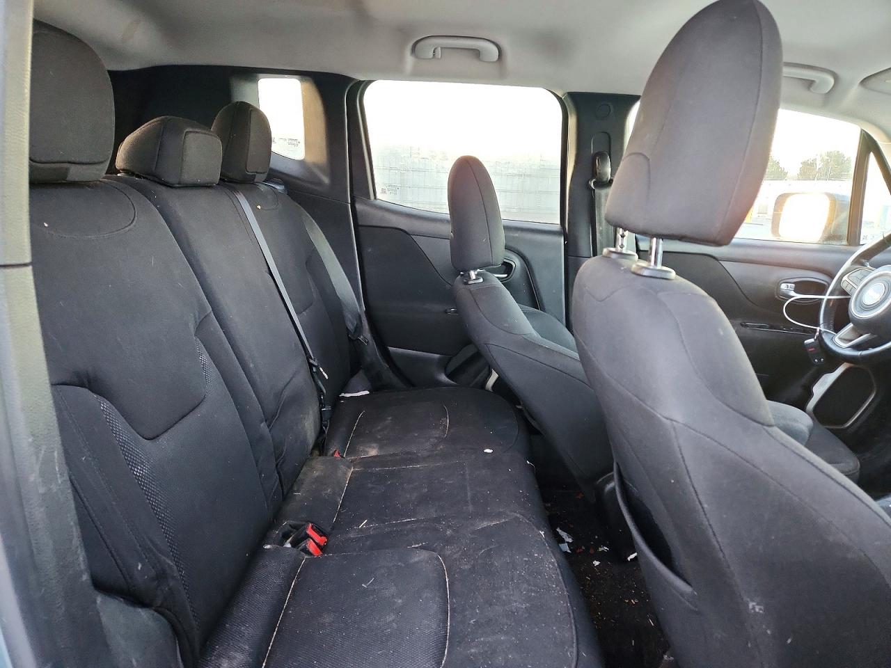 2017 JEEP RENEGADE LATITUDE photo 11