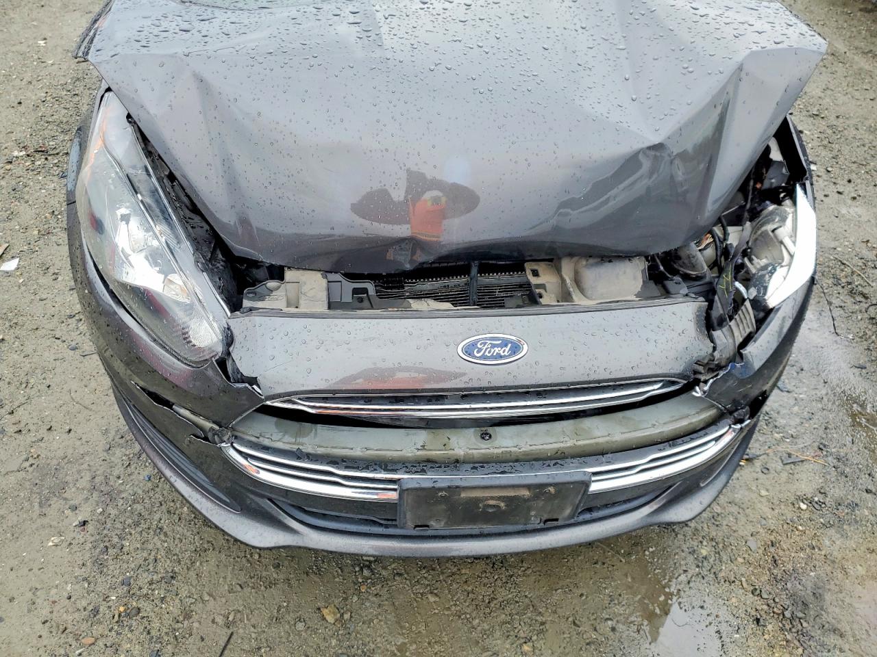 2018 FORD FIESTA SE photo 11