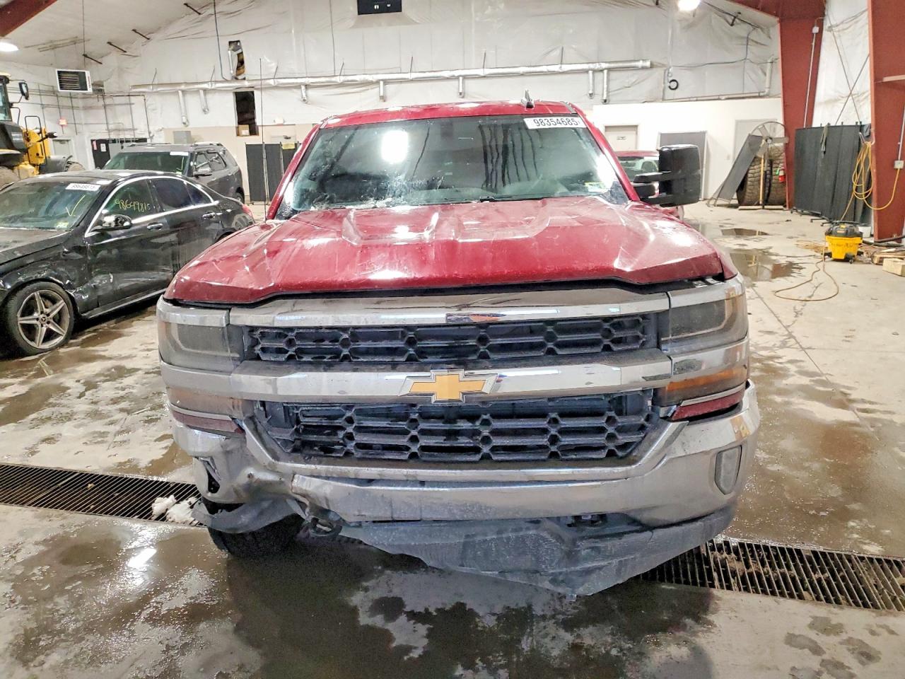 2018 CHEVROLET SILVERADO K1500 LT photo 5