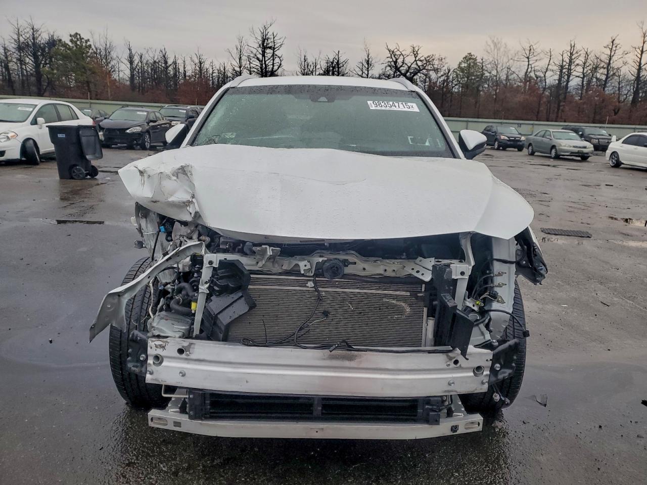 2024 TOYOTA VENZA LE photo 5