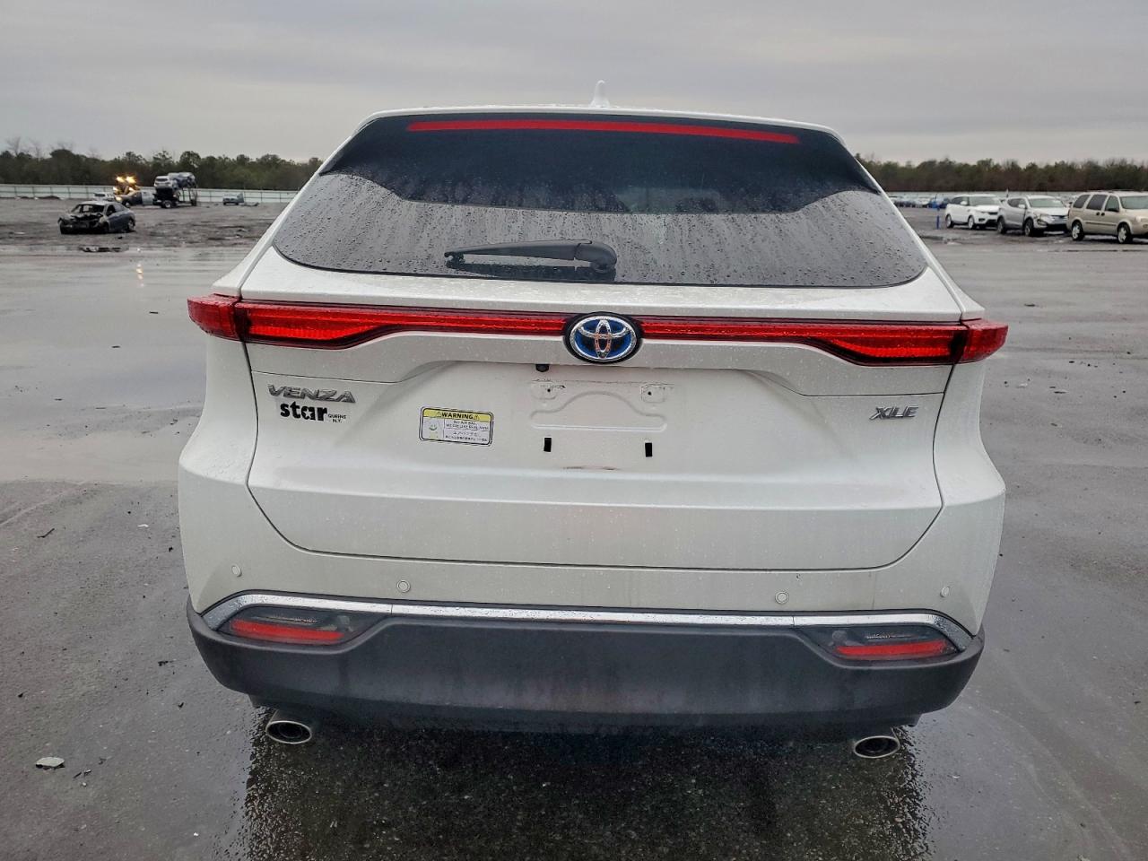 2024 TOYOTA VENZA LE photo 6