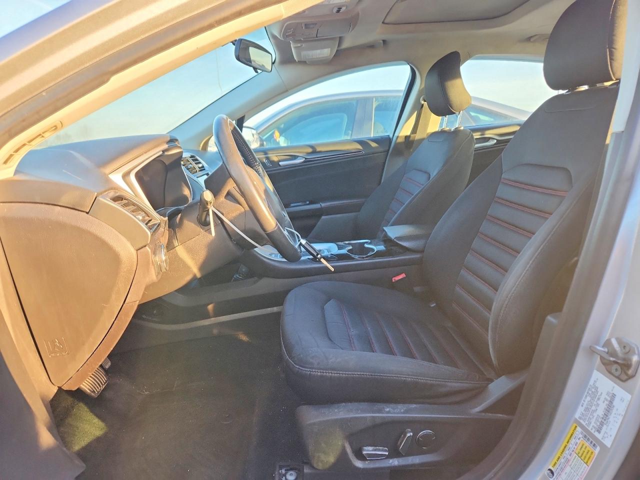 2016 FORD FUSION SE photo 7