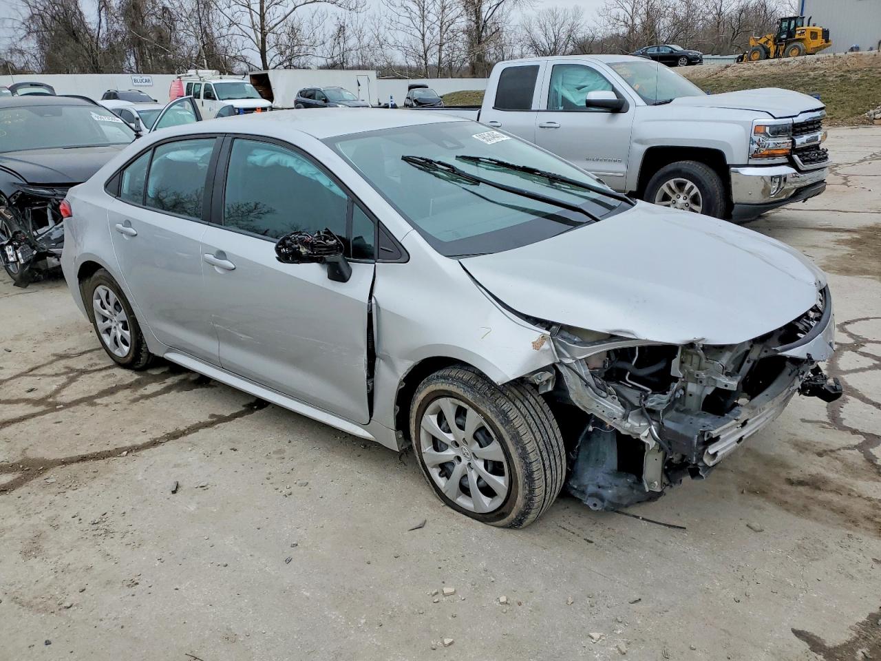 2021 TOYOTA COROLLA LE photo 4