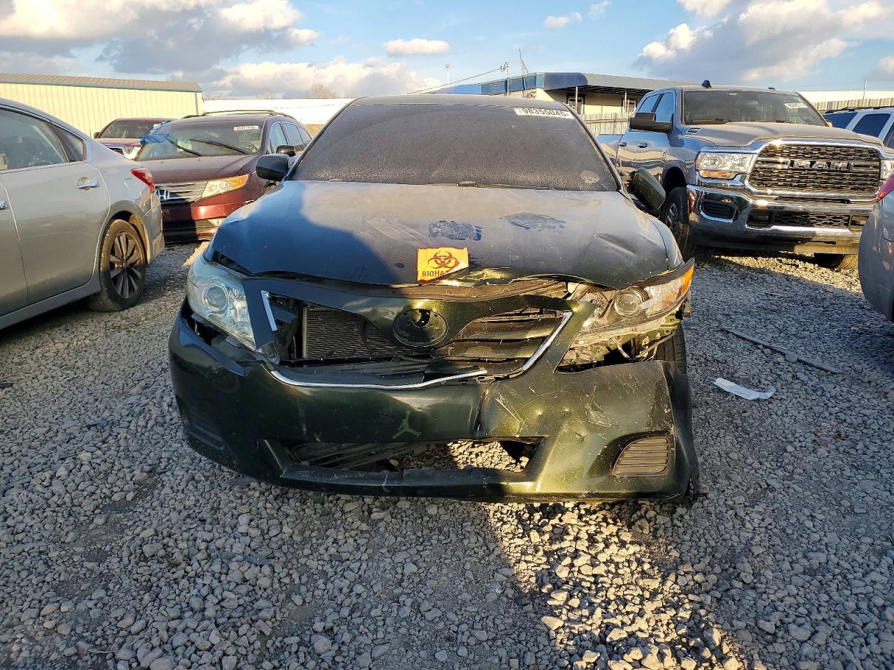 2011 TOYOTA CAMRY BASE photo 5