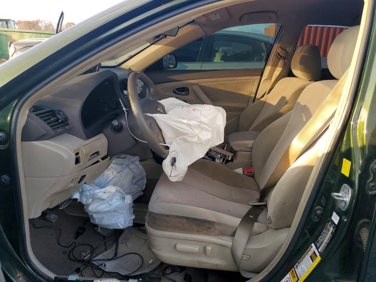 2011 TOYOTA CAMRY BASE photo 7