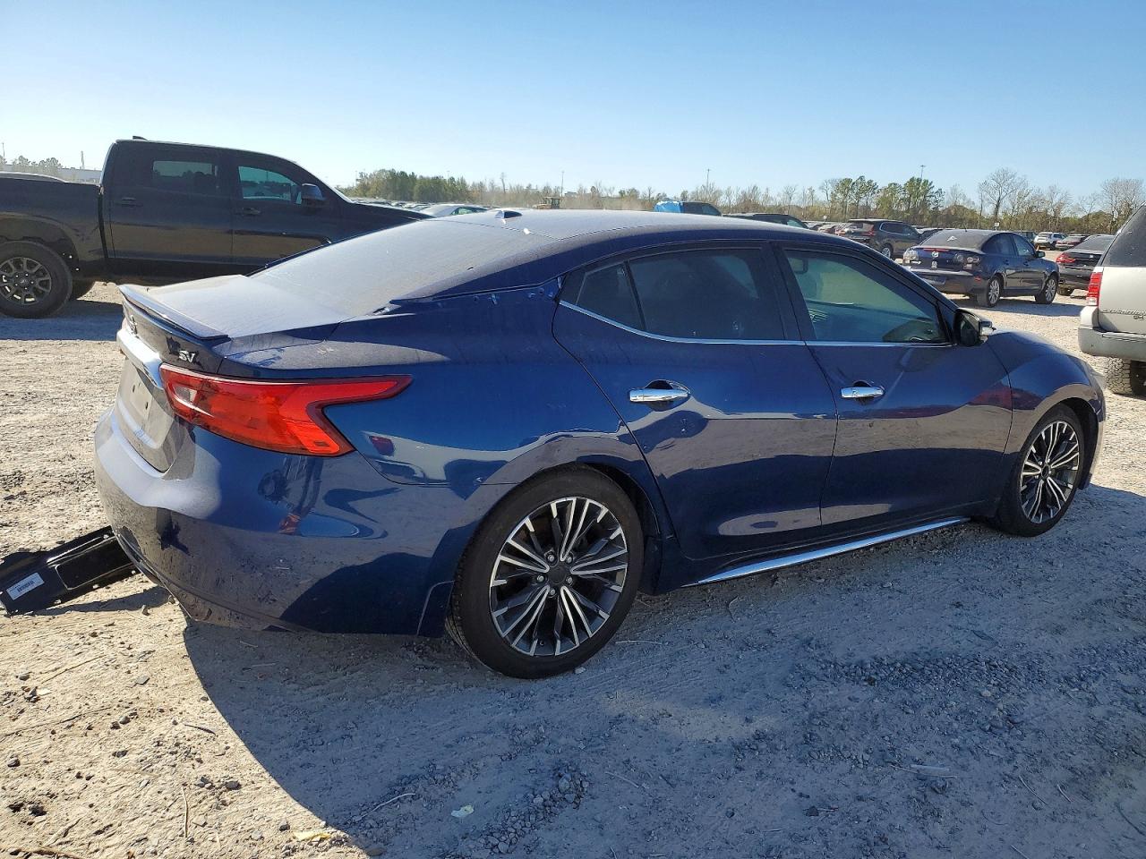 2017 NISSAN MAXIMA 3.5S photo 3