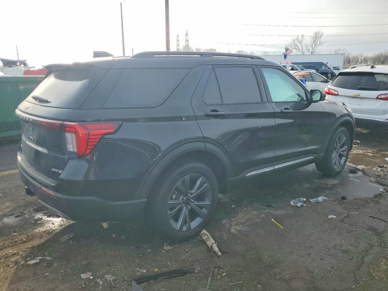 2025 FORD EXPLORER ACTIVE photo 3