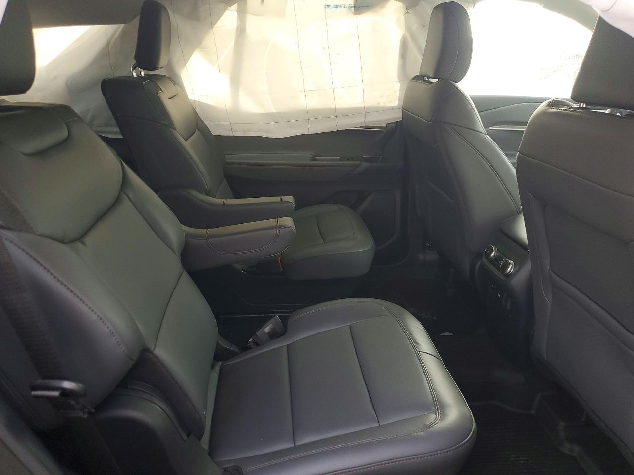 2025 FORD EXPLORER ACTIVE photo 11