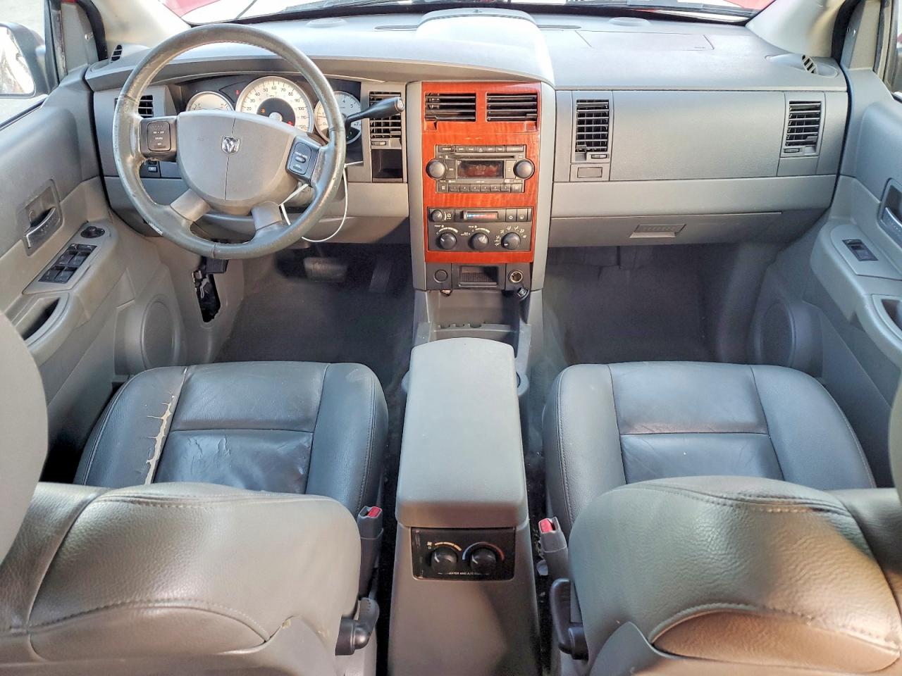 2005 DODGE DURANGO SLT photo 8