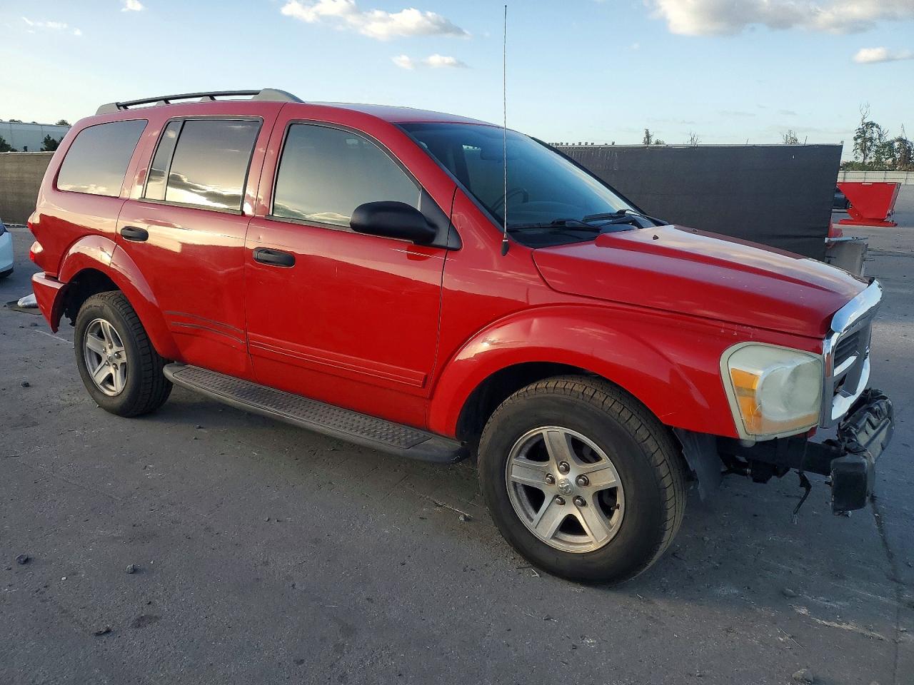 2005 DODGE DURANGO SLT photo 4