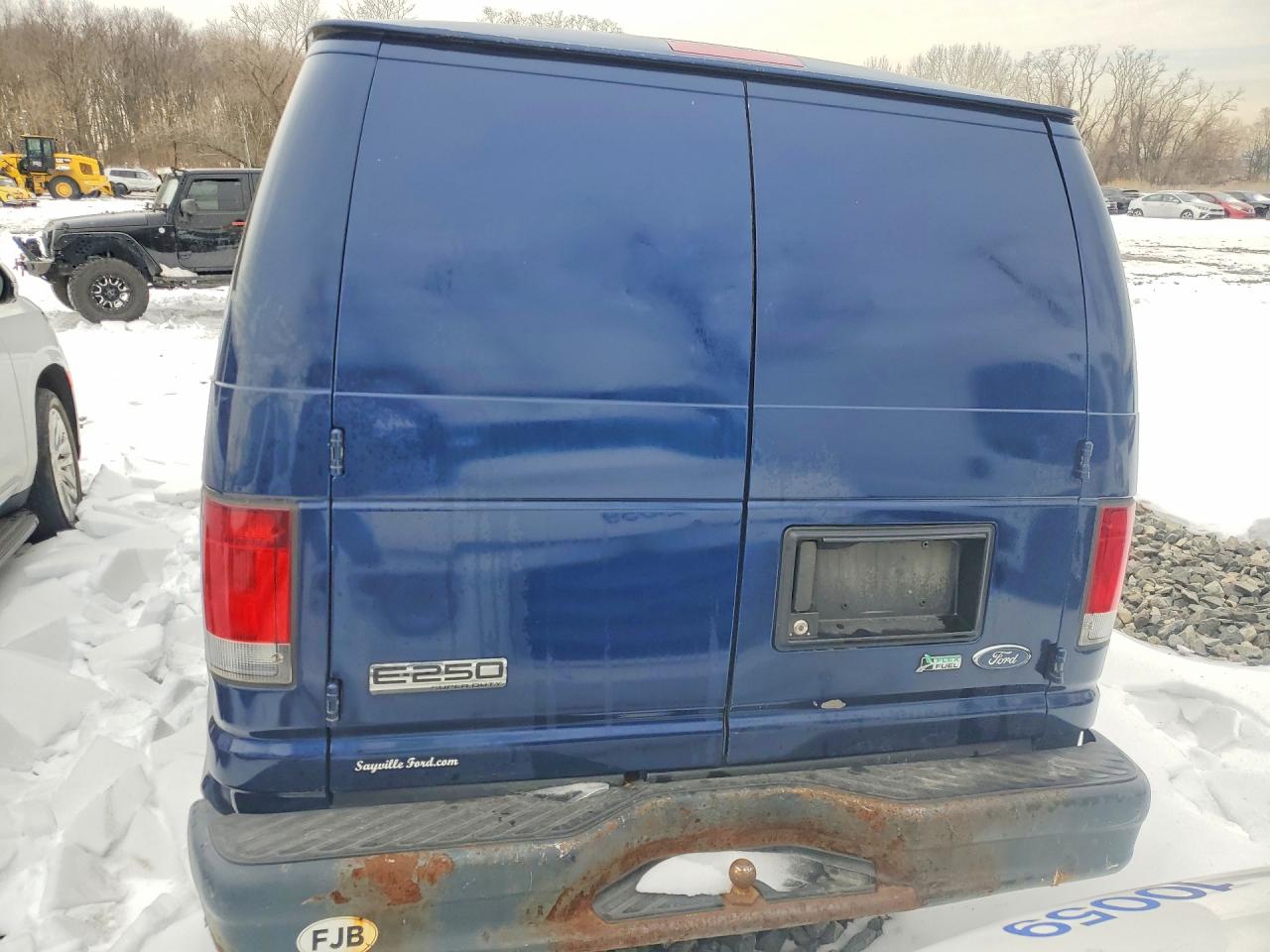 2010 FORD ECONOLINE E250 VAN photo 6