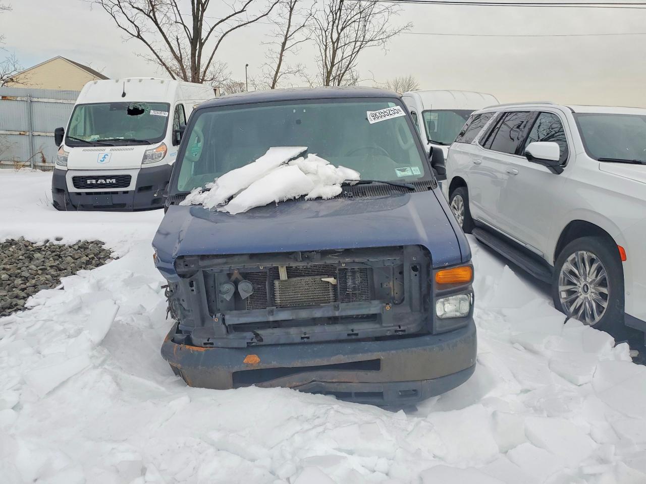 2010 FORD ECONOLINE E250 VAN photo 5