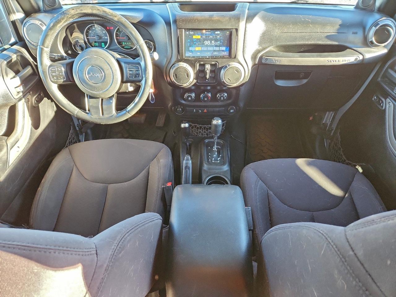 2013 JEEP WRANGLER UNLIMITED SPORT photo 8