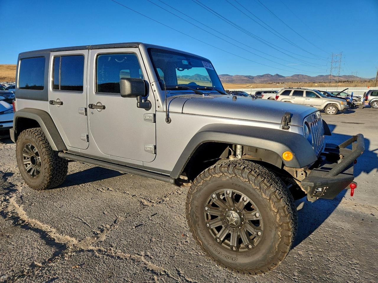 2013 JEEP WRANGLER UNLIMITED SPORT photo 4