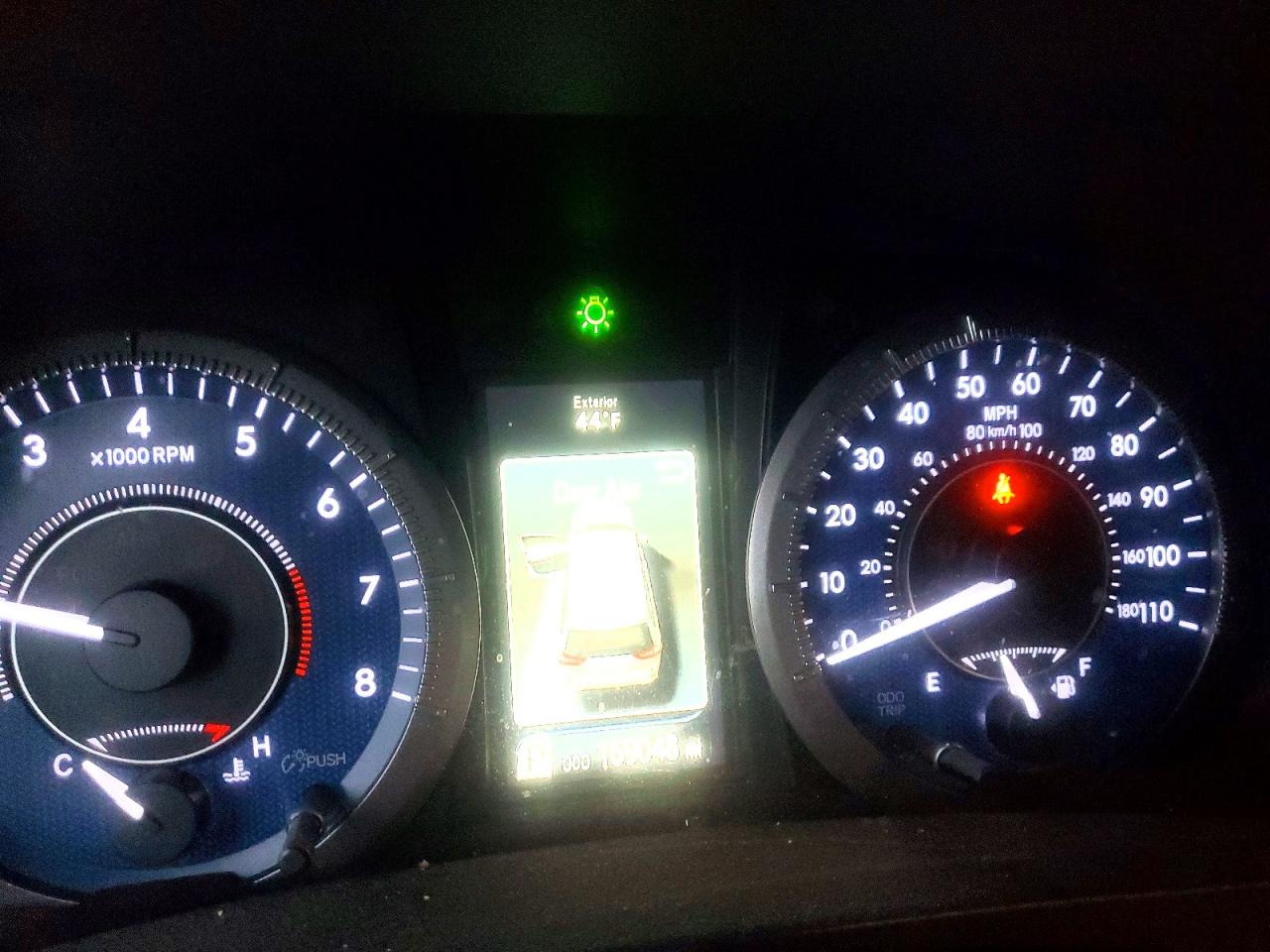 2016 TOYOTA SIENNA XLE photo 9