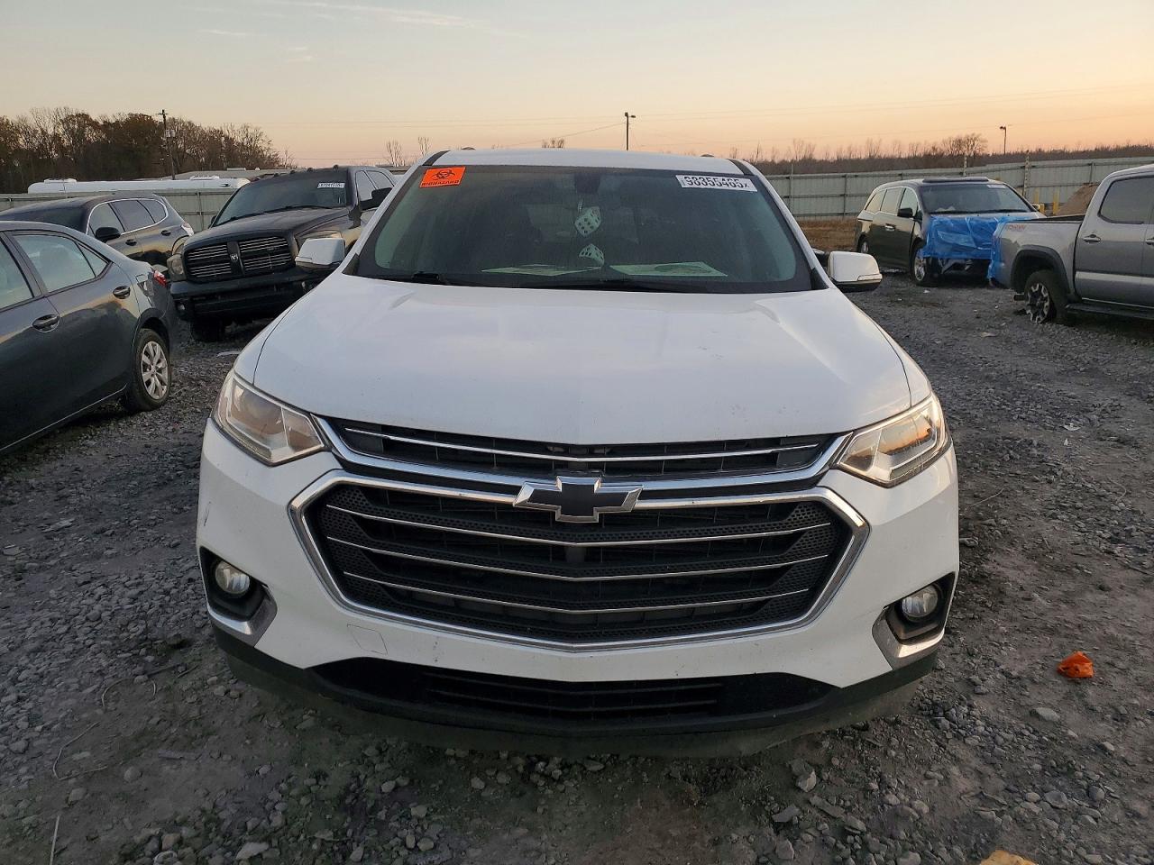 2019 CHEVROLET TRAVERSE LT photo 5