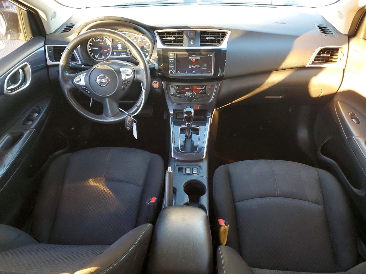 2019 NISSAN SENTRA S photo 8