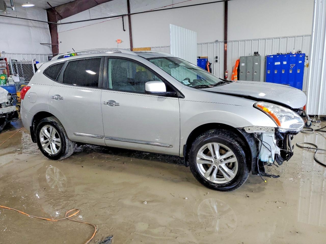 2013 NISSAN ROGUE S photo 4