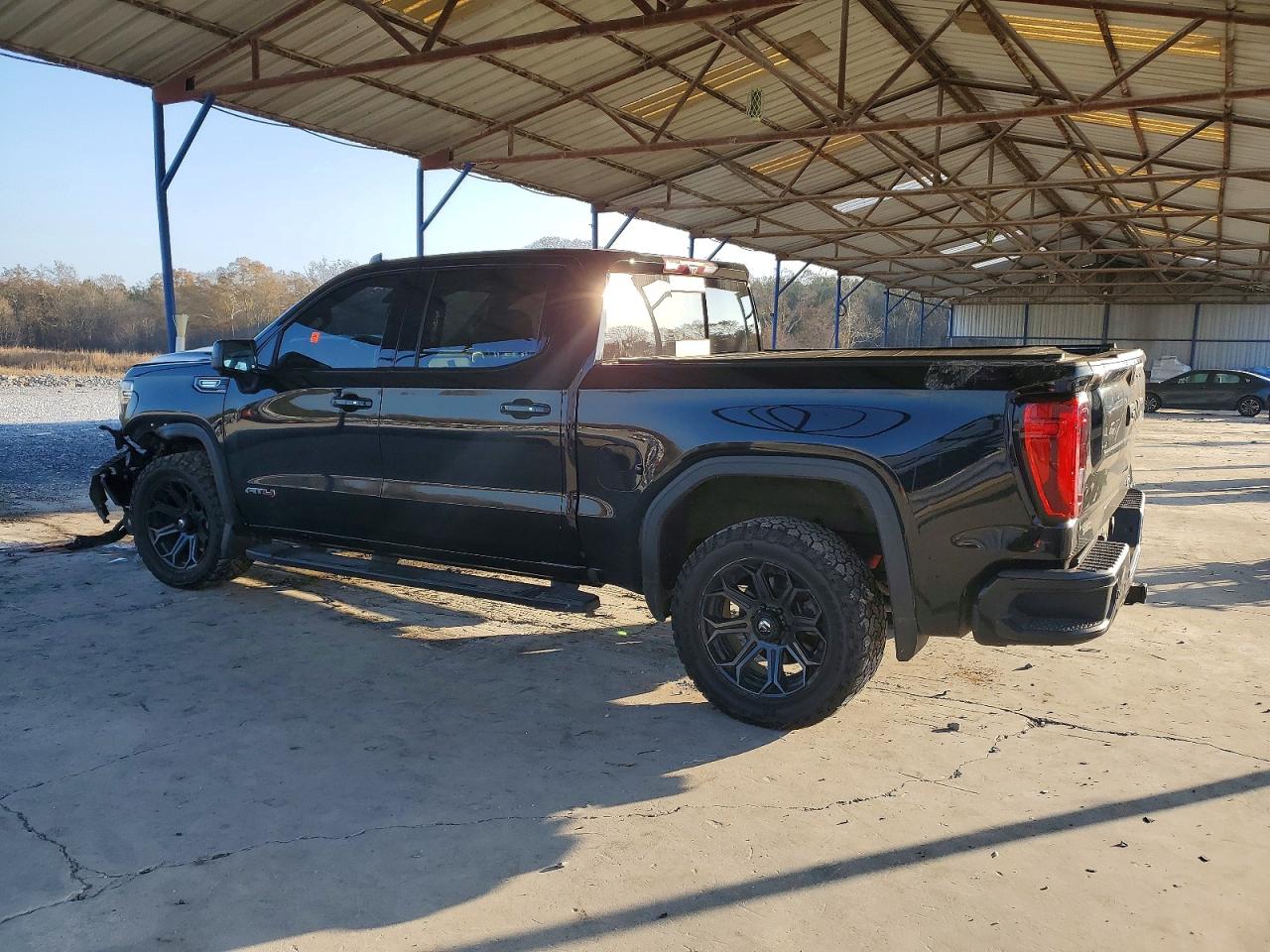 2020 GMC SIERRA K1500 AT4 photo 2