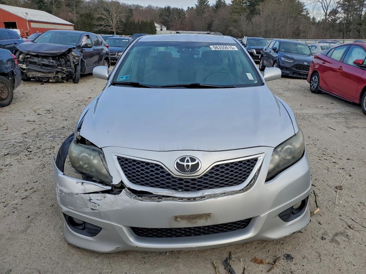 2011 TOYOTA CAMRY BASE photo 5