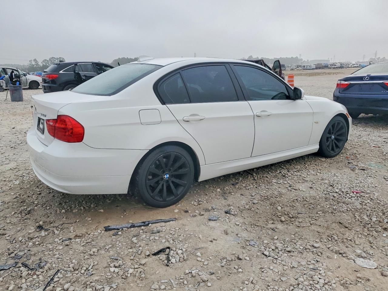 2011 BMW 328 I photo 3