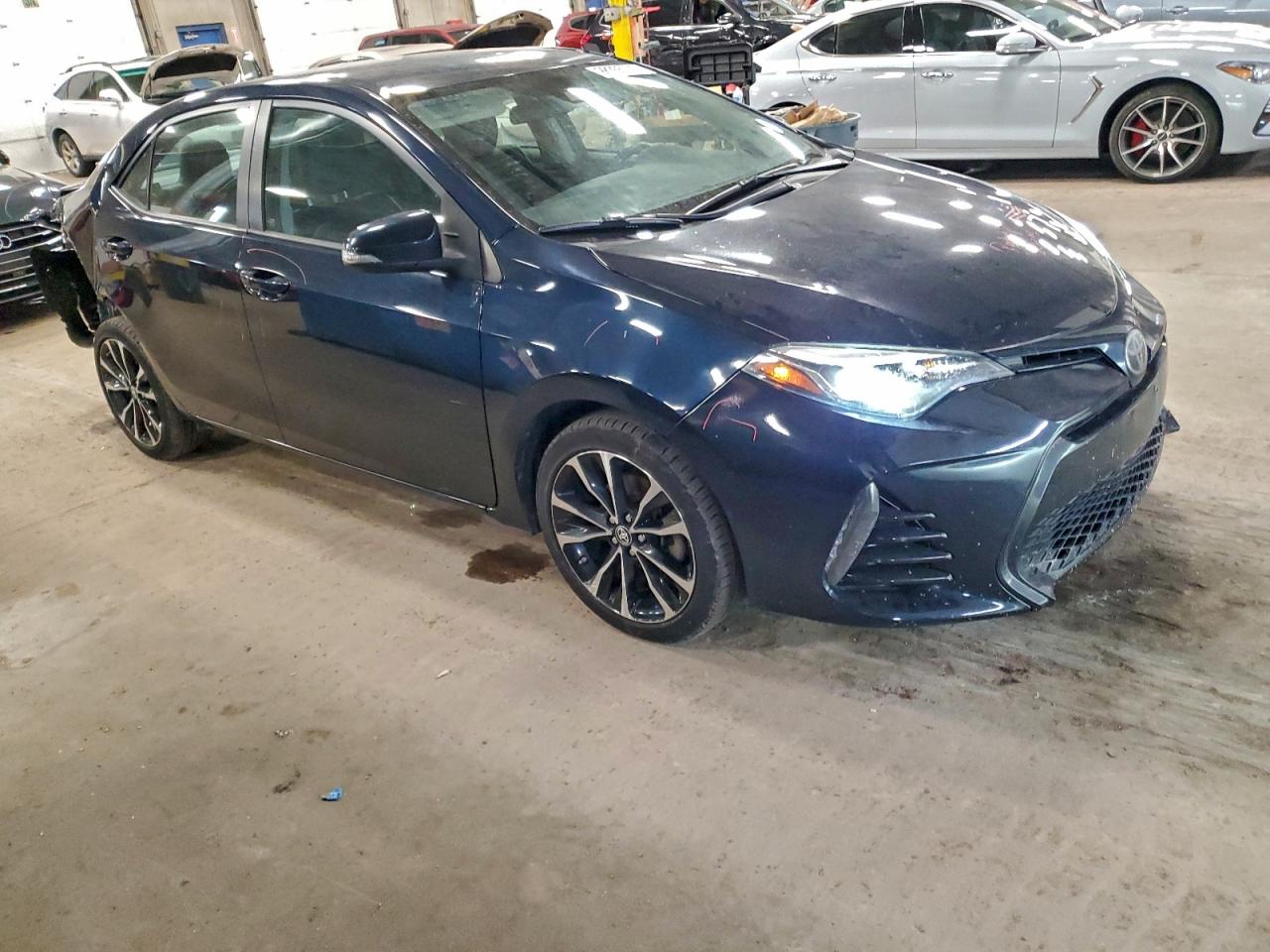 2017 TOYOTA COROLLA L photo 4