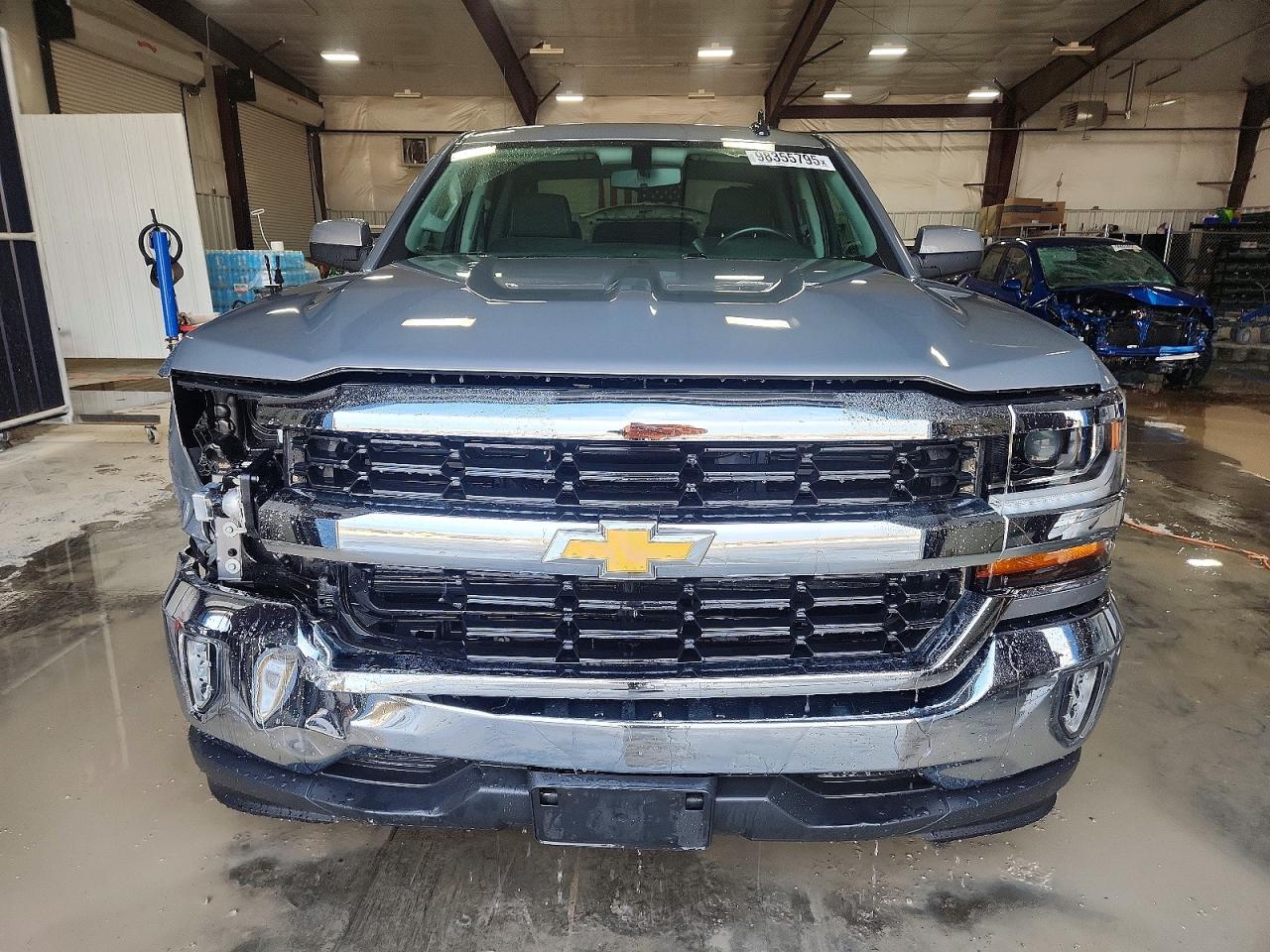 2017 CHEVROLET SILVERADO C1500 LT photo 5