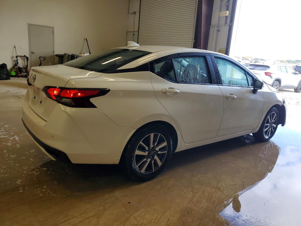 2025 NISSAN VERSA SV photo 3
