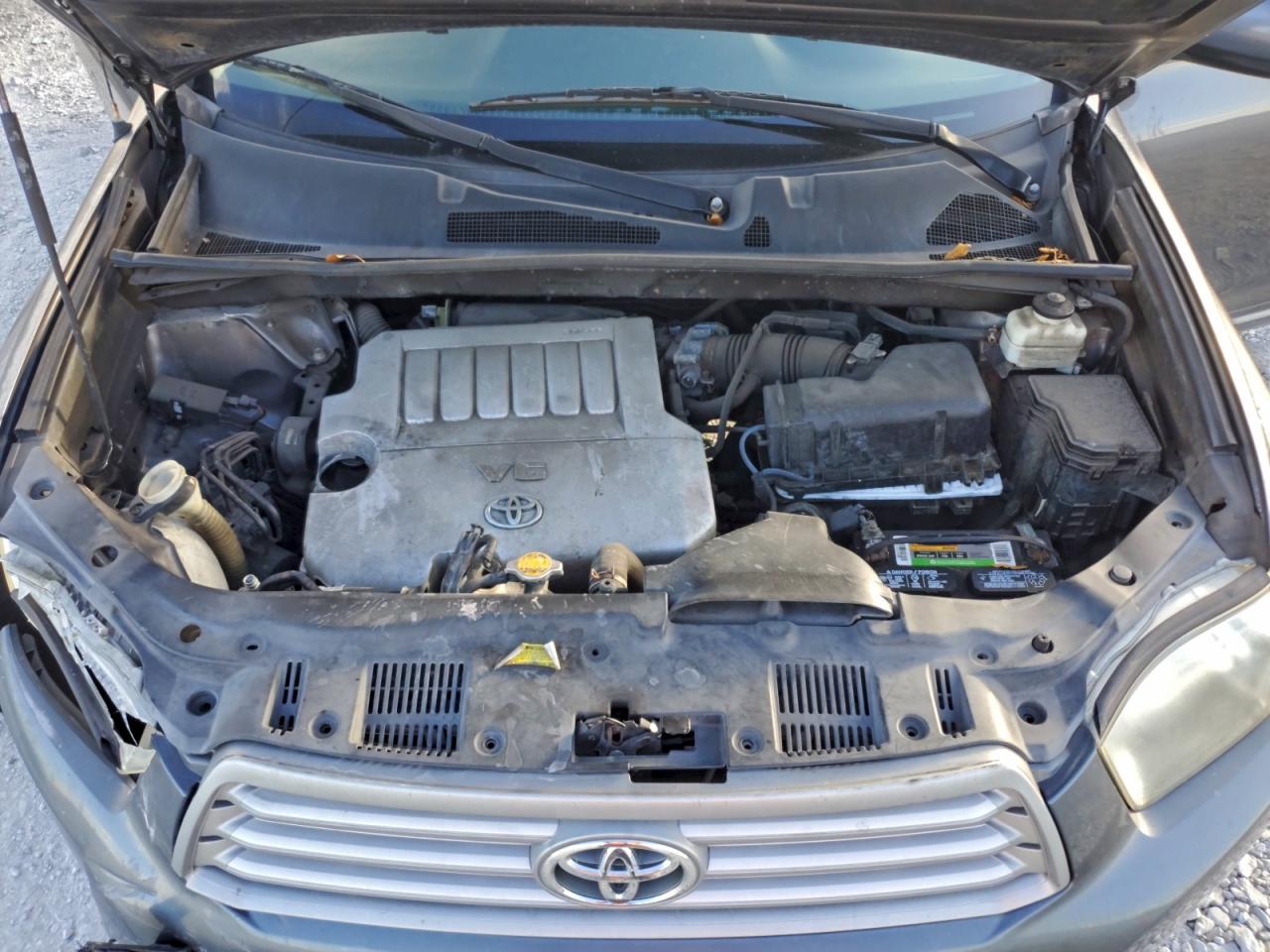 2010 TOYOTA HIGHLANDER photo 12