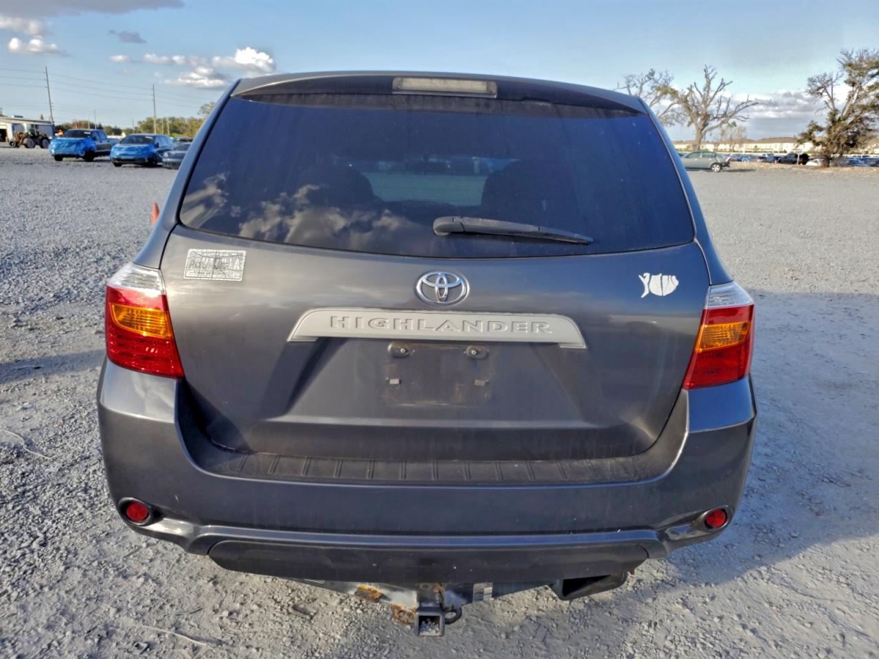 2010 TOYOTA HIGHLANDER photo 6